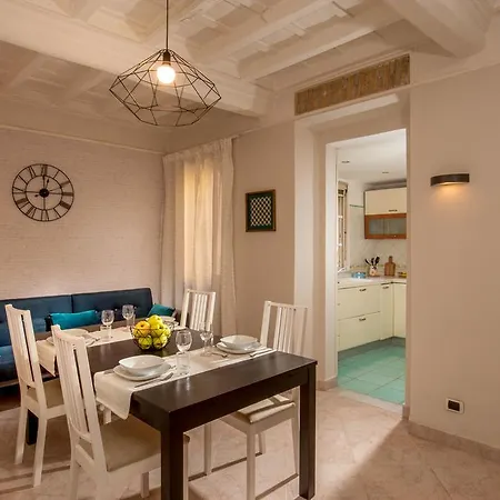 Mario's In The Spanish Steps Apartment